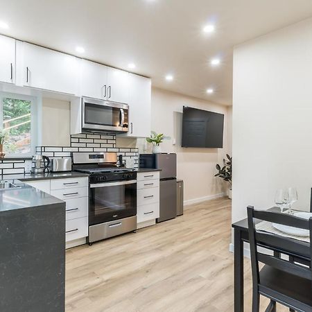 Beautiful Place With A Great Location, Free Parking, Wifi & Large Tv. Federal Way Εξωτερικό φωτογραφία