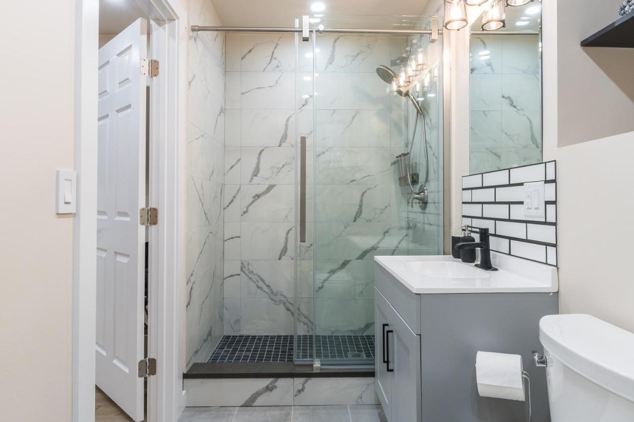 Beautiful Place With A Great Location, Free Parking, Wifi & Large Tv. Federal Way Εξωτερικό φωτογραφία